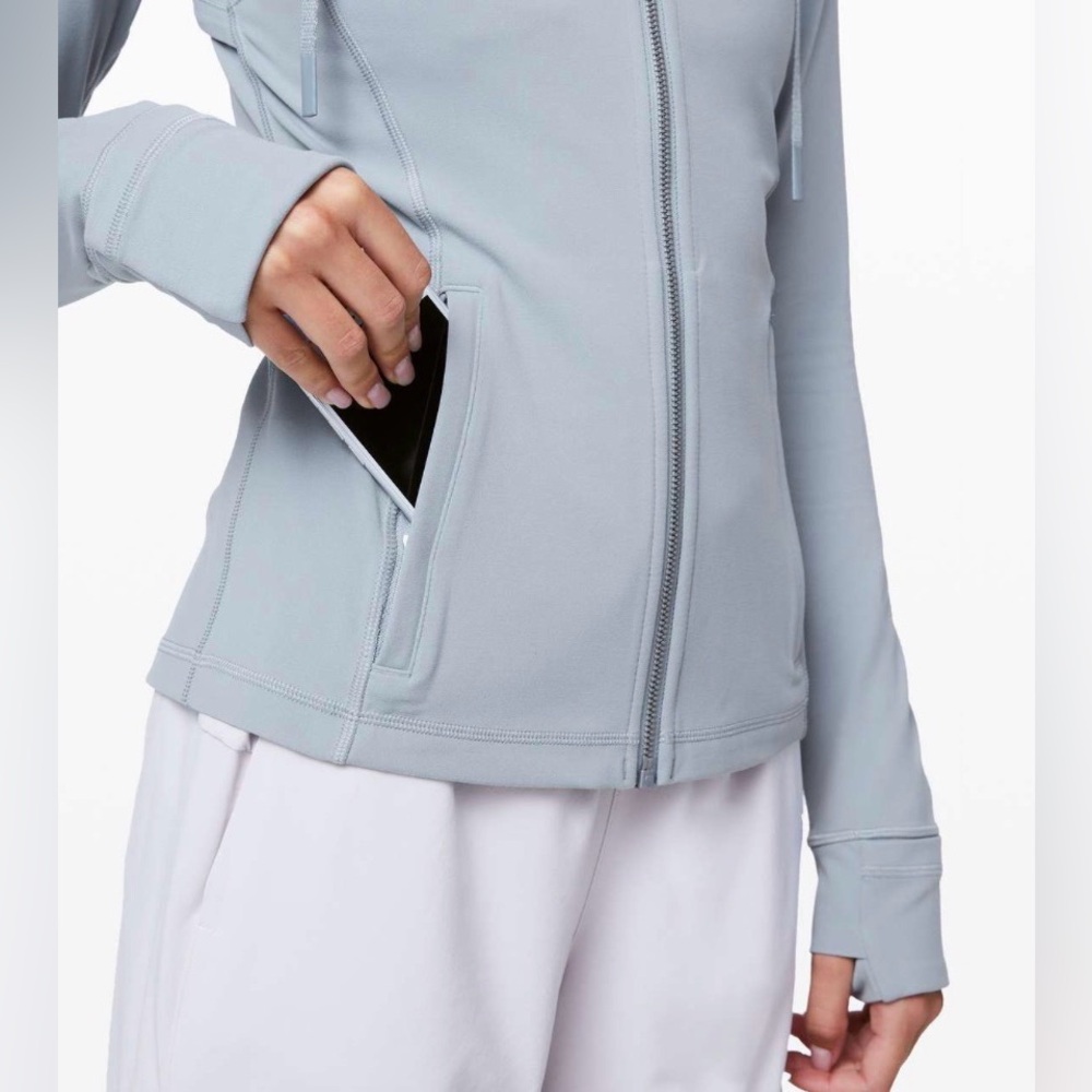 Lululemon Hooded Define Jacket *Nulu (Size 4) - Picture 4 of 11